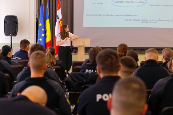 Familia și cariera în serviciul public: echilibru și provocări