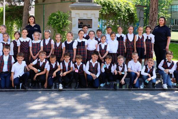 Activitate educativă privind siguranța personală, organizată de Academia „Ștefan cel Mare”