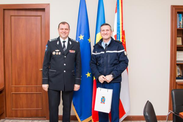 Delegaţiile Franţei şi Estoniei în vizită la Academia „Ştefan cel Mare”