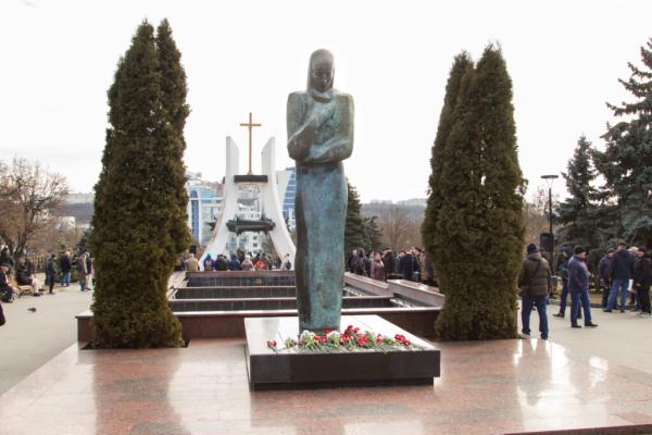 Comemorarea conaţionalilor căzuţi în războiul din Afganistan