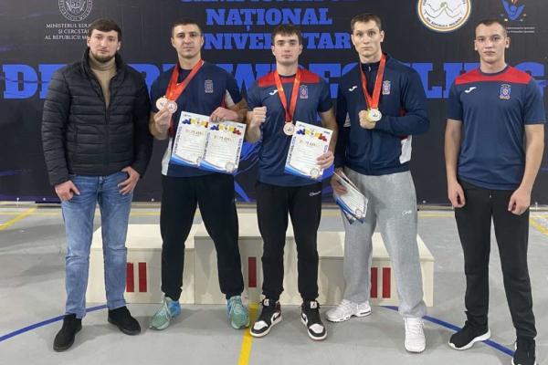 Forță și determinare la Universiada Republicană 2025: medalii pentru tinerii sportivi la Armwrestling