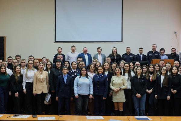 Un nou pas în carieră pentru absolvenții studiilor de master ai Academiei „Ștefan cel Mare”, promoția 2026