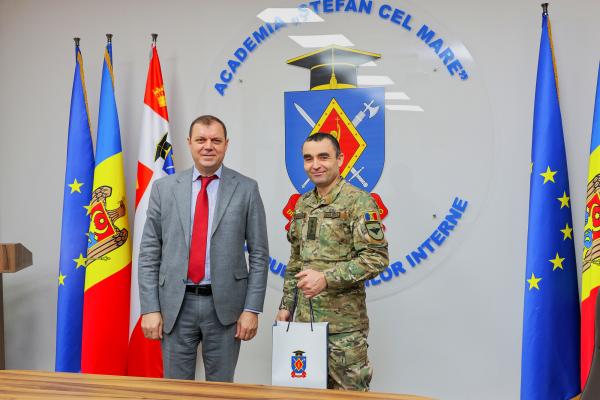 Întrevedere oficială între conducerile Academiei „Ștefan cel Mare” a MAI și Academiei Militare „Alexandru cel Bun”