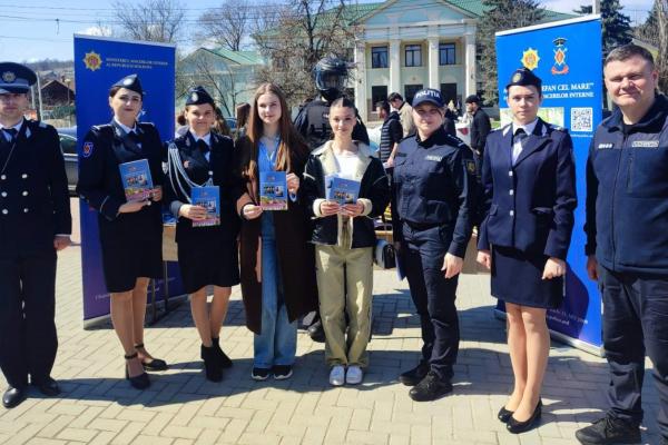 Academia „Ștefan cel Mare” promovează oferta educațională în cadrul Târgului „Învață în Moldova”