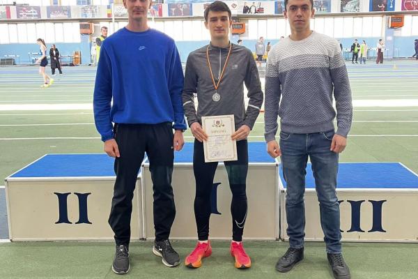 Performanță sportivă pentru reprezentanții Academiei la Campionatul Național de atletism
