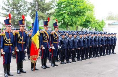 Jurământ de credință și responsabilitate: absolvenții cursului militar, în fața angajamentului suprem imagine 7