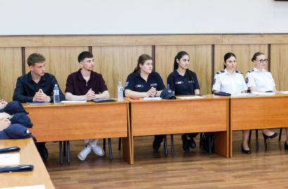 Analiza infracțiunilor violente: abordări teoretice și soluții preventive în dezbatere academică image 3