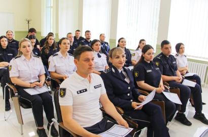 Noi ofițeri pregătiți pentru misiuni profesionale imaginea 3