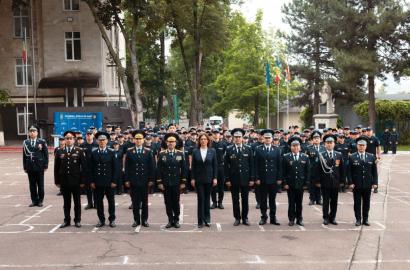 Noua promoție de ofițeri și subofițeri a depus Jurământul solemn imaginea 13