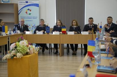 Implicare instituțională în dialog internațional privind comunicarea în forțele de ordine imaginea 7