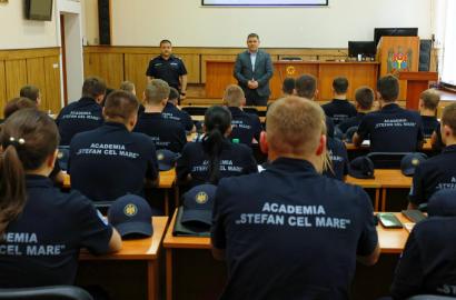 Absolventul lunii: Dumitru Vleju, carieră și leadership în justiție imaginea 2