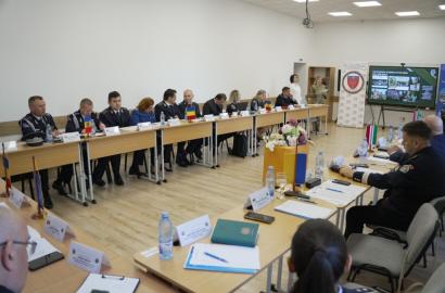 Implicare instituțională în dialog internațional privind comunicarea în forțele de ordine imaginea 4