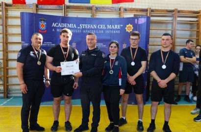 Campionatul Academiei „Ştefan cel Mare” a MAI la tenis de masă imagine 3