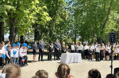 Respectul pentru eroi nu se exprimă doar prin cuvinte, ci prin memoria vie pe care o păstrăm generațiilor viitoare imagine 11