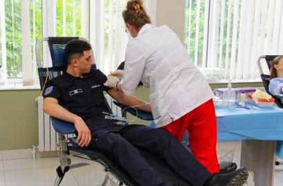 Campania „MAI donează, MAI salvează!” a debutat la Academia „Ștefan cel Mare”, cu implicarea activă a angajaților MAI imaginea 4