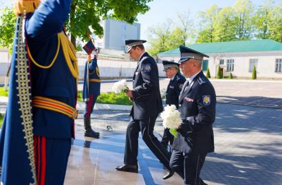 Ziua Drapelului de Stat al Republicii Moldova, marcată de Academia „Ștefan cel Mare” a MAI imagine 9