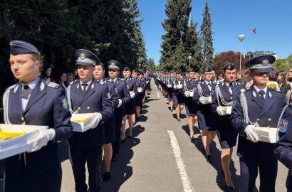 Ziua Drapelului de Stat al Republicii Moldova, marcată de Academia „Ștefan cel Mare” a MAI imagine 6