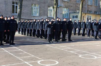 Angajament pentru lege și cetățeni: noii ofițeri și subofițeri au depus Jurământul imagine 23