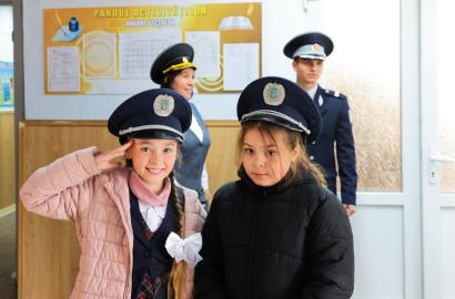 Eroii nu sunt uitați: activități de comemorare în școlile din Republica Moldova imagine 26