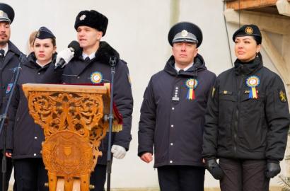 „Mănăstirea Putna unește” – inaugurarea Plăcii omagiale a Academiei „Ștefan cel Mare” imagine 18