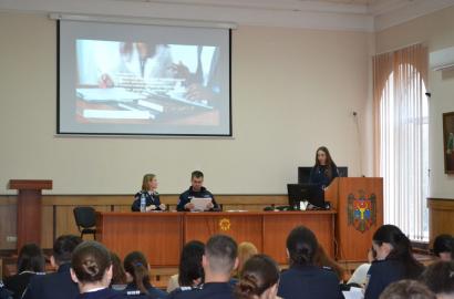 Prima ediție a Sesiunii științifice studențești dedicată urmăririi penale și expertizei judiciare imagine 4