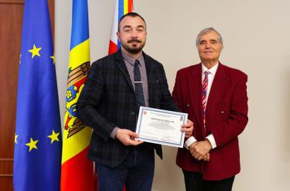 Dezvoltarea competențelor în protocol și etichetă pentru personalul cu funcții de conducere imagine 4