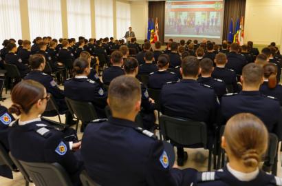 Sesiune de informare și dialog dedicată culturii memoriei victimelor represiunilor politice imagine 4