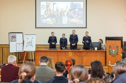 Femeile pentru pace și securitate imagine 3