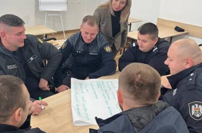 Instruire profesională privind protecția drepturilor persoanelor aflate în custodia Poliției imagine 2