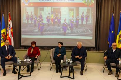 Sesiune de informare și dialog dedicată culturii memoriei victimelor represiunilor politice imagine 1