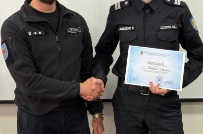 Conștientizarea riscurilor globale prin educație și dezbatere imagine 6