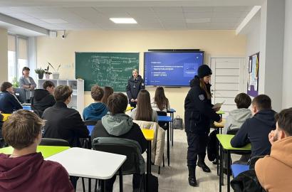 Academia „Ștefan cel Mare” a MAI a dat startul vizitelor de informare în liceele din țară imagine 7