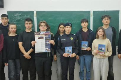 Mii de elevi informați: Academia „Ștefan cel Mare” încheie vizitele în liceele din Republica Moldova imagine 12