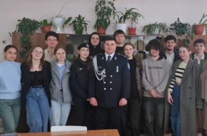 Mii de elevi informați: Academia „Ștefan cel Mare” încheie vizitele în liceele din Republica Moldova imagine 9