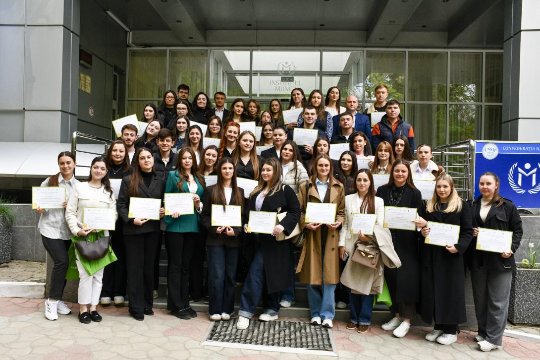 Participarea studenților Academiei „Ștefan cel Mare” la Școala Academică a Educației de Mediu