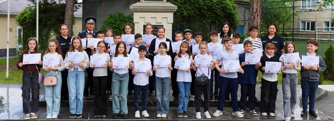 Experienţă educativă pentru elevi, în cadrul proiectului „Academia Junior Club”