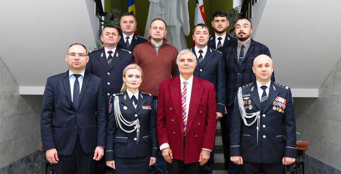 Dezvoltarea competențelor în protocol și etichetă pentru personalul cu funcții de conducere