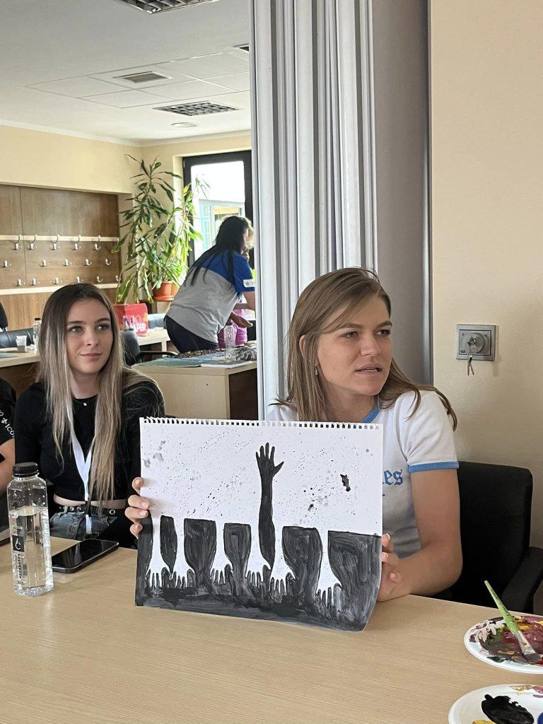 Studenţii Academiei au participat la Şcoala de vară organizată de Universitatea „Ştefan cel Mare” din Suceava