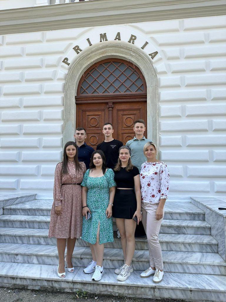 Studenţii Academiei au participat la Şcoala de vară organizată de Universitatea „Ştefan cel Mare” din Suceava